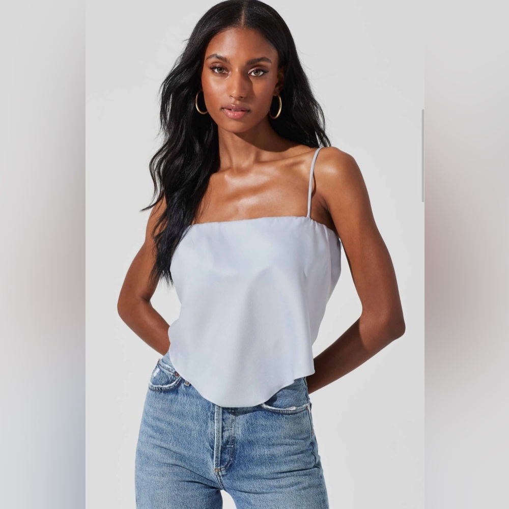 ASTR THE LABEL TIE BACK SQUARE NECK BLUE SILVER CAMI